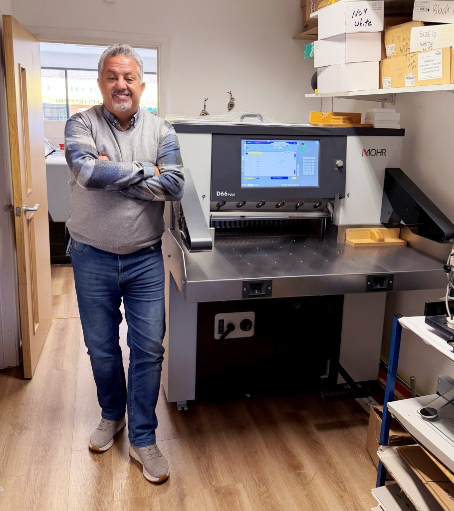 Payam Azadi - Action Graphics Payam Azadi - Action Graphics